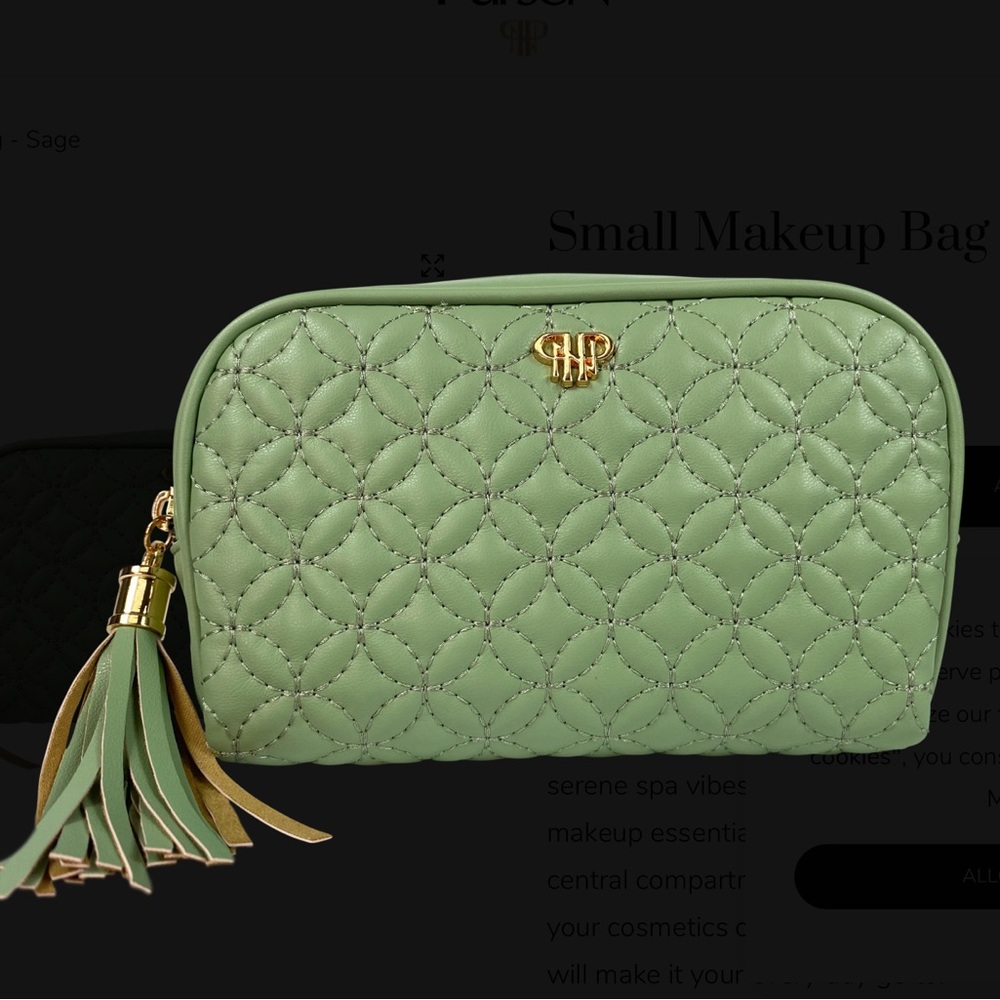 PurseN Sage Small Makeup Case-NWT-quilted vegan leather/3 int pickets/tassel